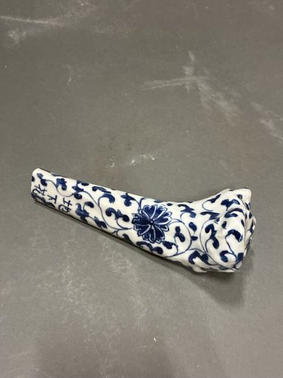 YANG Jiechang (né en 1956)
Underground Flowers
Fragment...