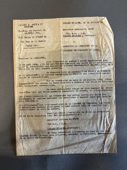 Carnet de photographies de mode réalisé par...