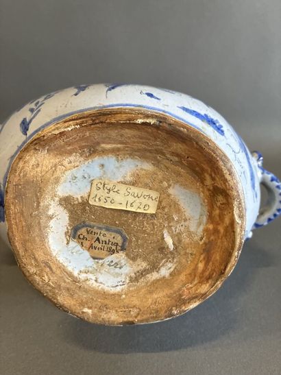 NEVERS (milieu du XVIIe siècle)
Gourde à...