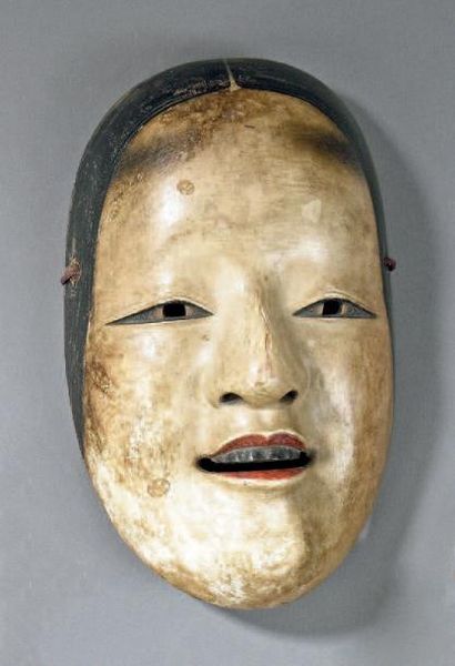 MASQUE de Nô en bois de cyprès recouvert...