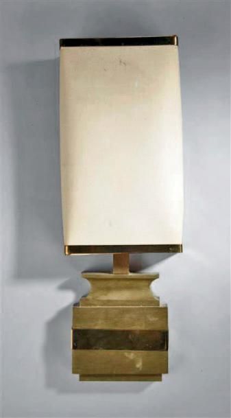 LAMPE, le piétement en bronze et bronze brossé,...