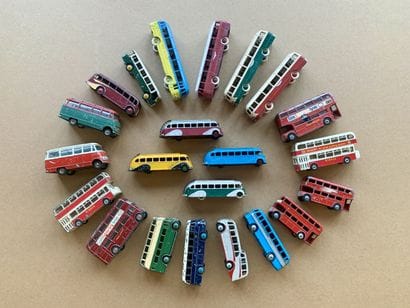 Lot ensemble de 22 autobus / autocars made...