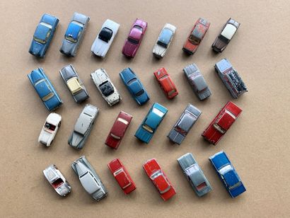 Lot 26 Monde DINKY TOYS made in France 
3x...