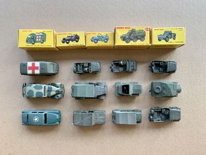 Lot 17 Dinky Toys Orignal Militaire (Jeep,...