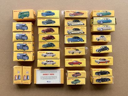 Lot 30 éléments reproduction Dinky Toys Edition...