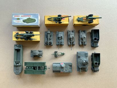 Lot 14 Dinky Toys Orignal Militaire (Tanks)...