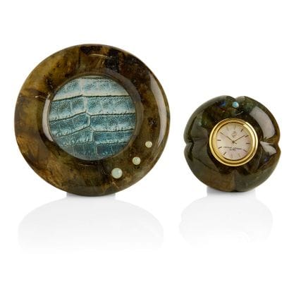SEAMAN SCHEPPS
Cadre et pendulette en labradorite

Le...