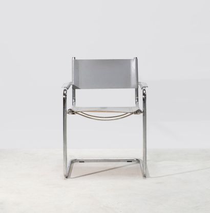 Matteo GRASSI (1927-2001)
Quatre fauteuils...
