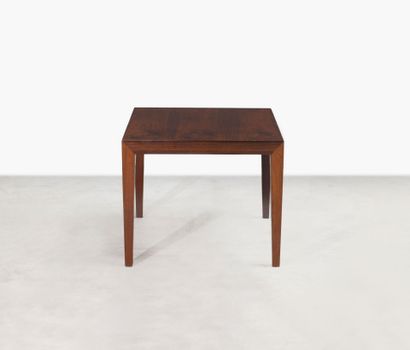 Severin Jr. HANSEN (1887-1964)
Une table...