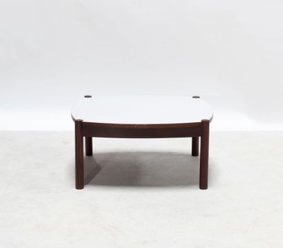 Sven ELLEKAER (1926 - 1984)
Table basse,...