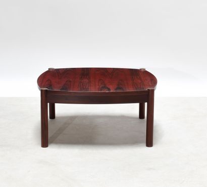 Sven ELLEKAER (1926 - 1984)
Table basse,...