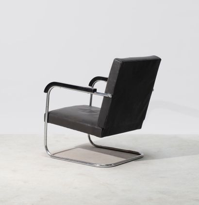 Anton LORENZ (1891-1964) - BAUHAUS 
Fauteuil...