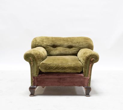 Dans le goût de George SMITH
Fauteuil confortable
En...
