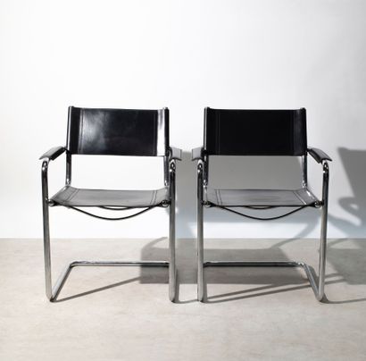 Matteo GRASSI (1927-2001)
Quatre fauteuils...