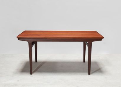 Henning KJAERNULF (1917-1985)
Table de salle...