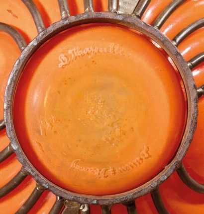 DAUM NANCY-MAJORELLE 
Orange blown glass...