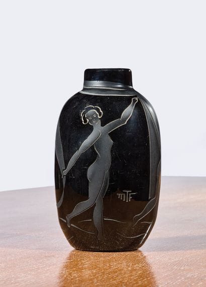 Black opaline glass vase, 1930s
Engraved...