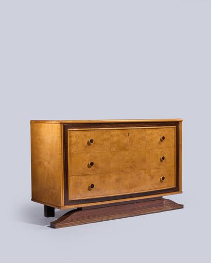Jean PASCAUD (1903-1996)
Veneered chest of...
