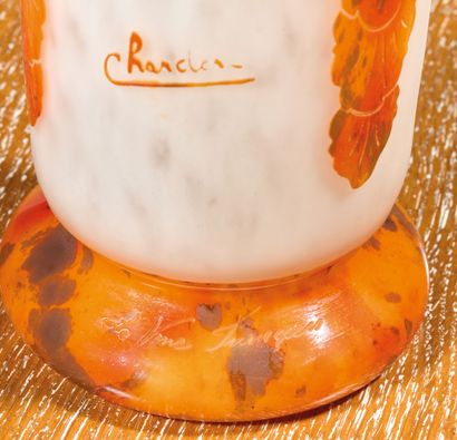 LE VERRE FRANCAIS-CHARDER
Glycines vase,...