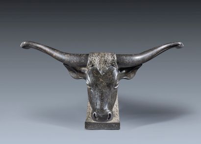 Hungarian oxbow bowl, circa 1930
Sculpture...
