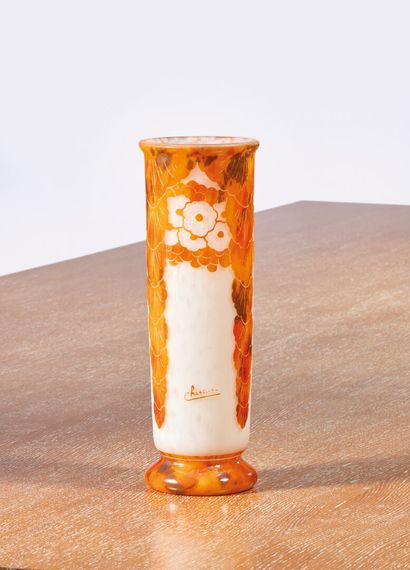 LE VERRE FRANCAIS-CHARDER
Glycines vase,...