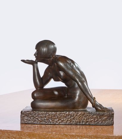 Maurice GUIRAUD-RIVIERE (1881-1947)
Crouching...