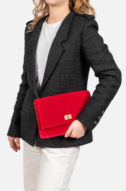 CHANEL
2.55 clutch bag in red velvet with...