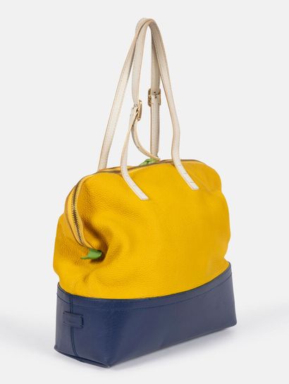 FENDI
Bolide bag in yellow grained calfskin...