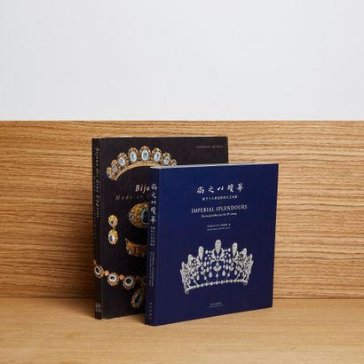 CHAUMET
Lot of 2 books including : 
- Imperial...