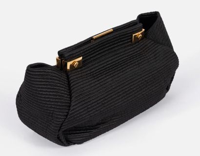 LANVIN
Black silk satin clutch bag with gadroons
Coffee...