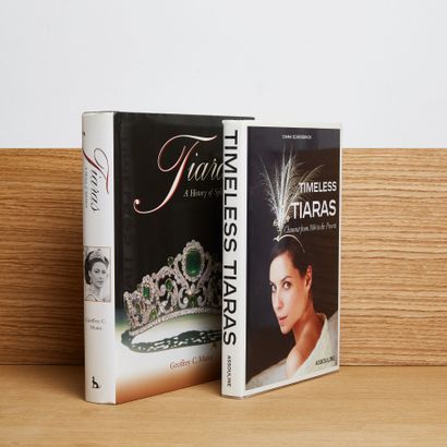 CHAUMET
Set of 2 books including: 
- Timeless...