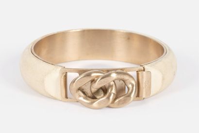 CHANEL
Bangle bracelet