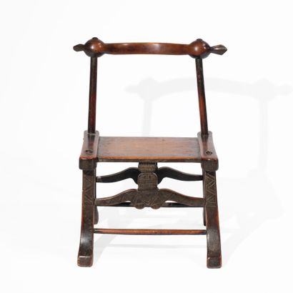 Chaise kafwokonolo en bois, apanage des hommes...