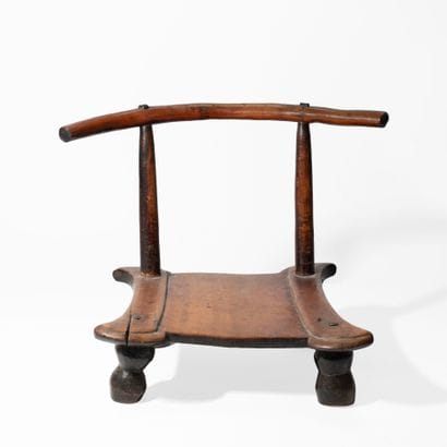 Chaise à dossier en bois, Dan, Côte d'Ivoire,
reposant...