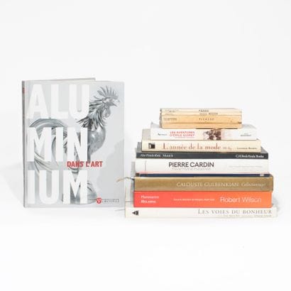 Lot comprenant 13 livres dont : 
- Les voies...