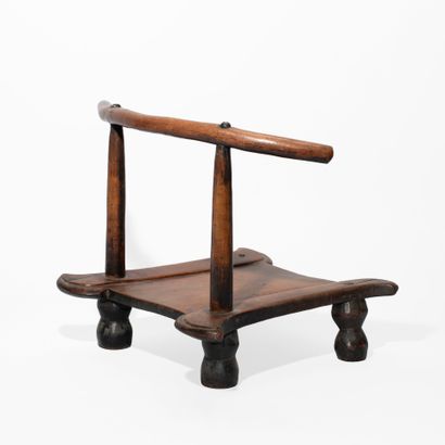 Chaise à dossier en bois, Dan, Côte d'Ivoire,
reposant...