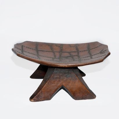 Tabouret monoxyle en bois, Ngombe, République...