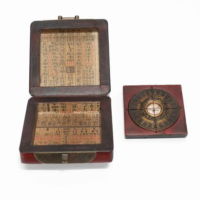 Boussole, Chine circa 1900, 
dans un coffret...