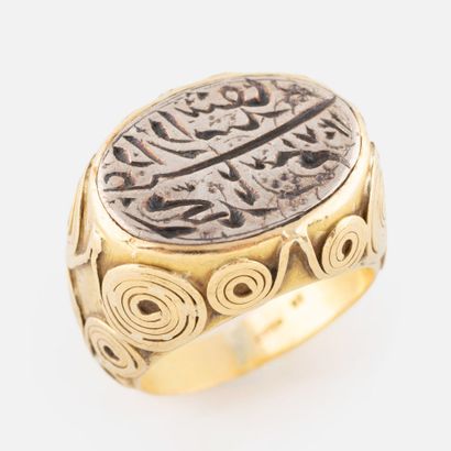 Bague en or et argent, probablement Afghanistan
En...