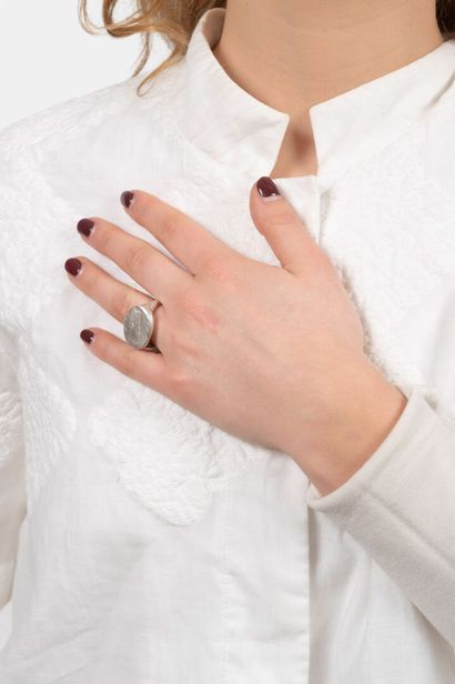 Florence LEHMANN (née en 1964)
Bague 
