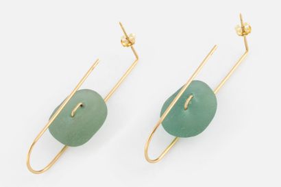 Delphine NARDIN (née en 1965)
Paire de pendants...