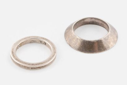 Deux bagues en argent (800), 
TDD : 52 /...