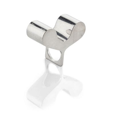 TRAVAIL CONTEMPORAIN
Bague en argent,
De...
