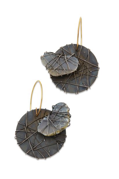 Lara KOULAJIAN (née en 1964)
Paire de pendants...