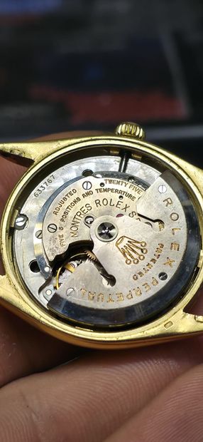 ROLEX
Montre bracelet «Oyster perpetual»...