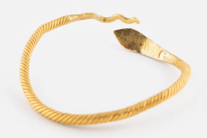 Bracelet de bras en or, XIXe siècle
En or...