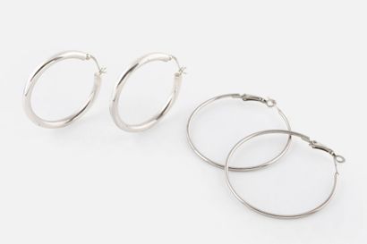 Deux paires de créoles en argent (925)
Dim....