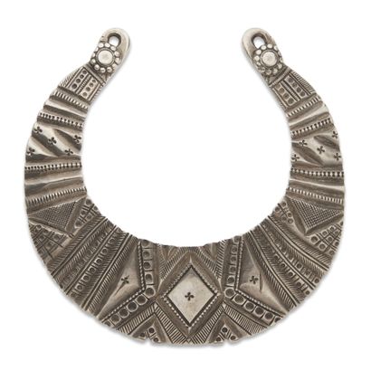 Torque en argent, Afghanistan ou Pakistan,
A...