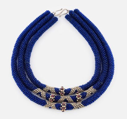 Collier en perles de verres bleu et rouge-Népal
A...