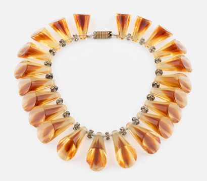 Collier fantaisie à pampilles en résine,...